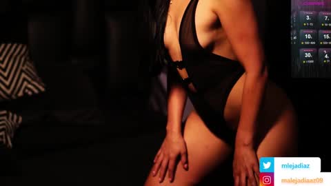 Snapshot of malejadiaz_ chatting on January 18, 5:37 pm Maleja Diaz online show from January 18, 5:37 pm