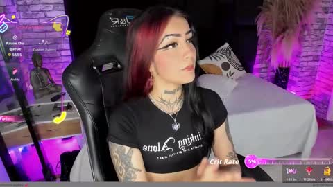 mallory_dietlinde online show from October 22, 7:35 am