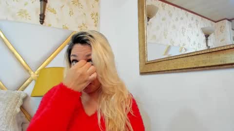 MalorySweet  online show from October 29, 1:04 pm