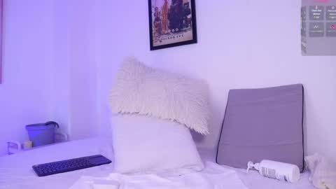 mandy_l33_ online show from April 29, 5:30 pm