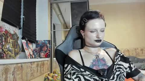 Mandy online show from July 28, 6:20 pm