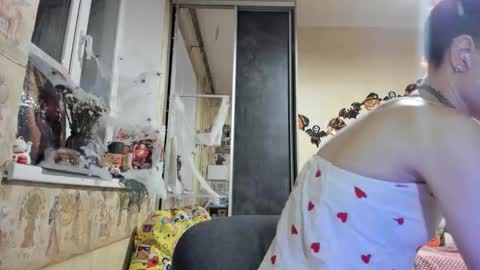 Mandy online show from October 10, 3:50 pm