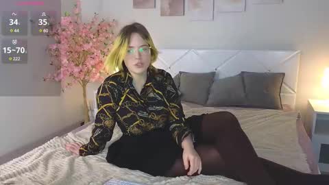 Snapshot of manic_pixie_ chatting on January 28, 11:06 am manic_pixie_ online show from January 28, 11:06 am