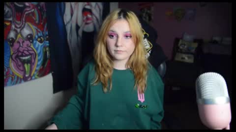 Manner Banana-er online show from November 11, 3:02 am