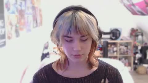 Kate online show from March 27, 9:21 am