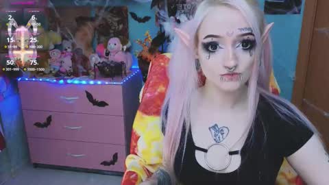 Manuela online show from October 29, 4:39 am