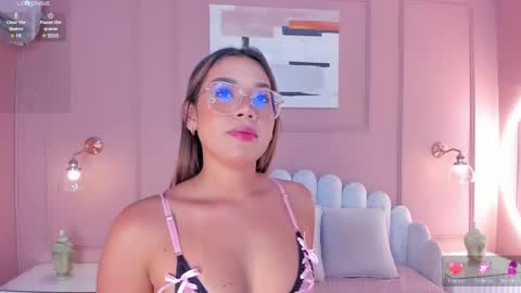 Mara  online show from February 18, 6:28 pm