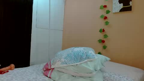 Mara 3 online show from April 30, 8:57 pm