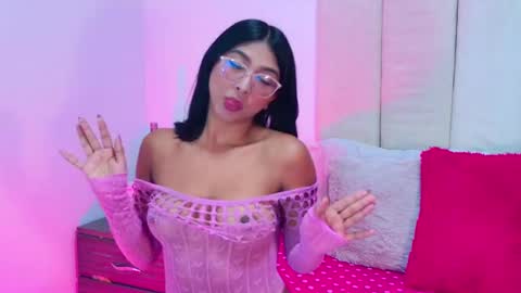 maraa_fox online show from October 15, 3:47 pm