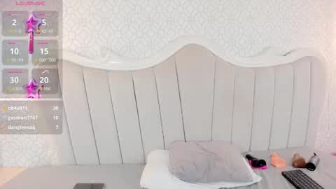 Marcela Cortes online show from December 20, 11:53 pm