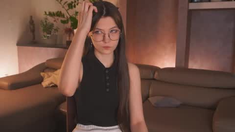 Eva online show from April 28, 2:43 pm