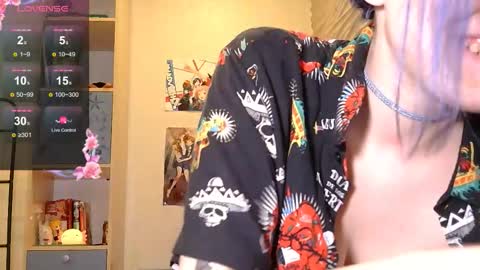 marci_n online show from October 2, 9:53 pm