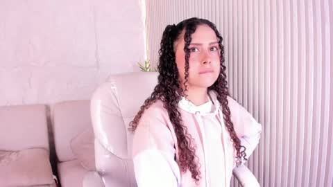 Marelyn online show from April 21, 11:39 am