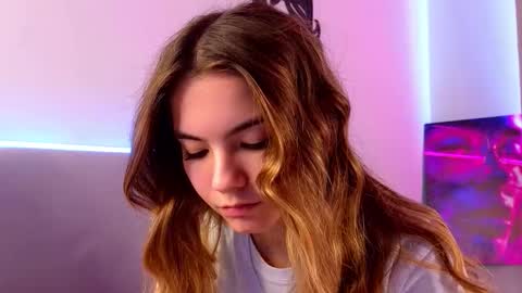 Call me Margie33 online show from March 15, 9:00 am