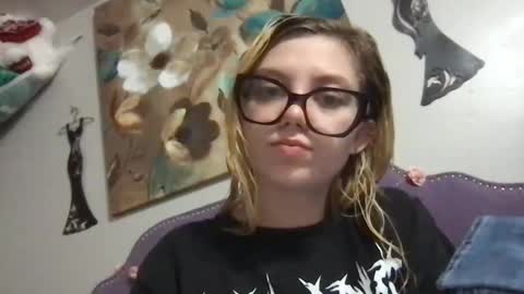 margoheaven online show from January 3, 11:57 am