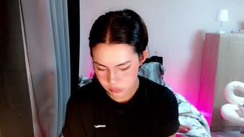 ITS YOUR GIRL MARIA FOXX18 online show from November 17, 3:40 am