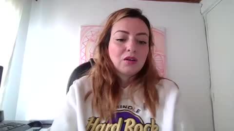 maria_juliana8 online show from December 18, 5:10 pm