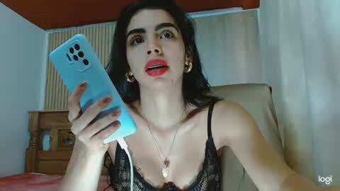 mariaa_antonia1 online show from June 22, 7:22 pm