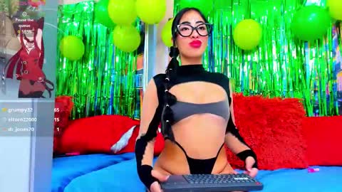 mariahlovato online show from March 12, 11:57 am