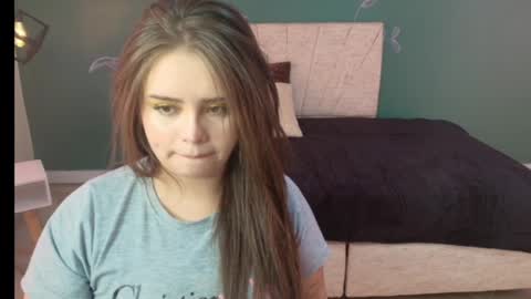 M A R I A N A online show from March 11, 8:09 pm