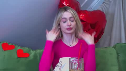 MariaMenson online show from March 1, 5:52 am