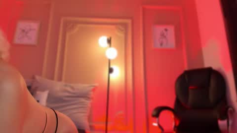 Marian online show from March 12, 7:49 pm