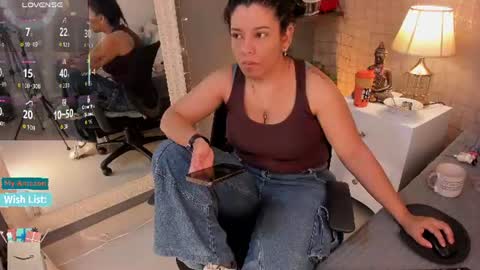 Mar y online show from July 27, 2:47 pm