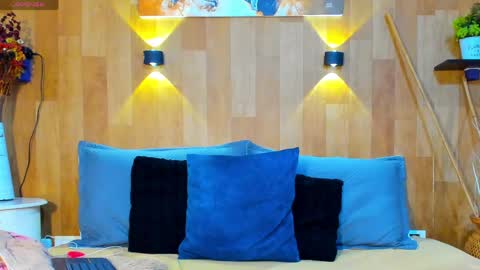 Mariana Angel online show from May 5, 4:21 pm