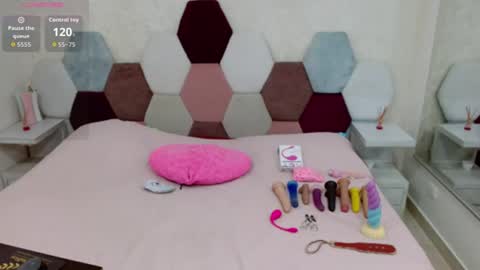 mariana online show from June 29, 2:50 pm