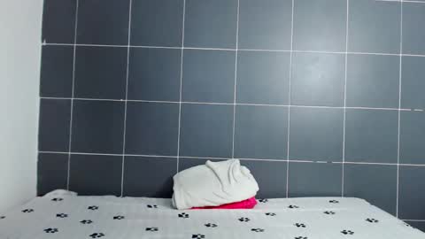 Mariangel online show from November 21, 1:40 am