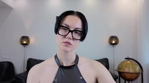 Marie Fitch online show from May 29, 3:48 am