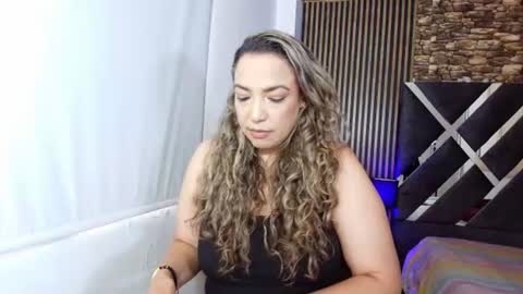 marie_hss online show from June 30, 7:13 pm