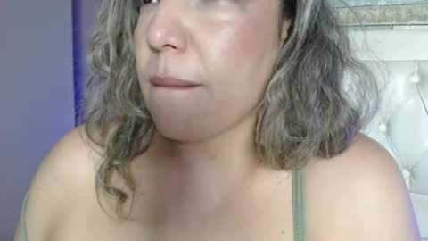 marie_hss online show from July 28, 6:20 pm
