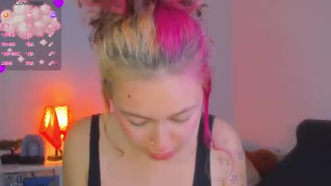 Mariee online show from June 24, 10:20 pm