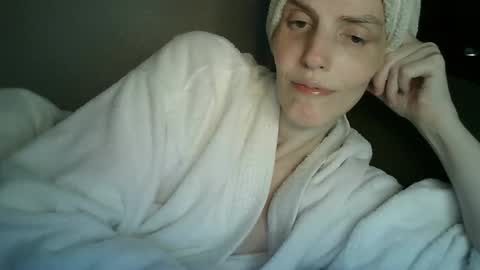 Mariejojo online show from February 27, 1:05 am