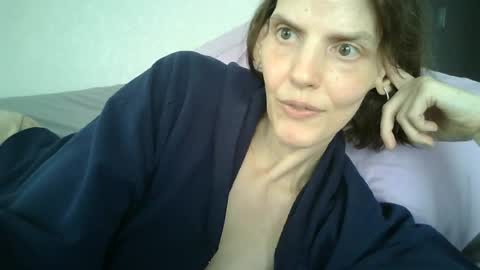 Mariejojo online show from July 3, 1:50 pm