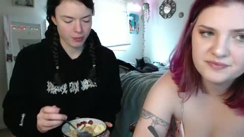 marigoldrue online show from February 25, 8:42 pm