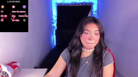 Snapshot of mariiana_hasper chatting on March 11, 12:11 am Mariana Hasper online show from March 11, 12:11 am