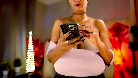 Nikita - Scroll down and read my bio please. New Pictures in Bio online show from April 26, 7:06 am