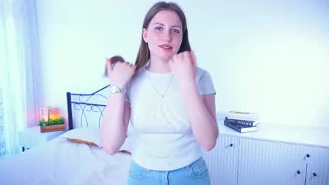 Sofie online show from June 11, 7:49 am