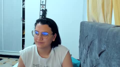 Snapshot of marilyn_garcia chatting on January 11, 12:55 am MARILYN SEXY online show from January 11, 12:55 am