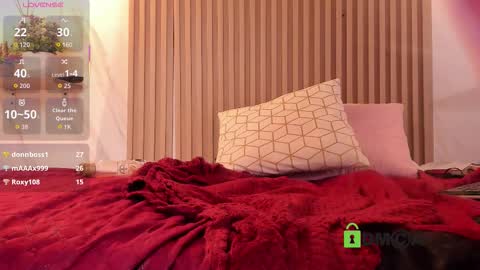 Marilyn  online show from February 23, 3:11 pm