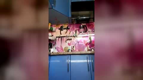 marinka_ online show from June 30, 11:42 am
