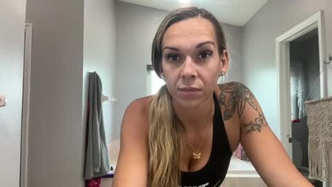 marissav7th online show from August 5, 9:32 pm