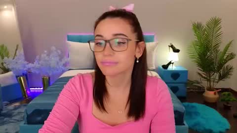 MarlaDewis online show from December 21, 12:31 pm