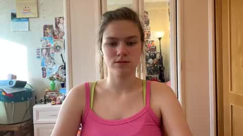Codi online show from June 20, 3:21 am
