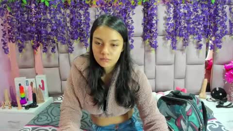 Snapshot of marlyanal chatting on January 17, 1:24 pm Marly Anal online show from January 17, 1:24 pm