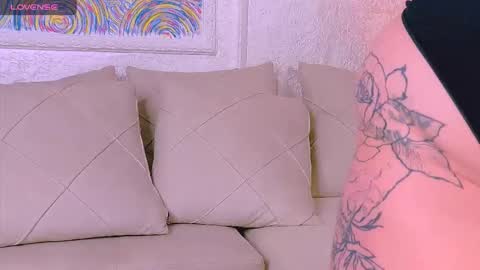 Snapshot of marrenar chatting on September 14, 4:43 am Mari online show from September 14, 4:43 am