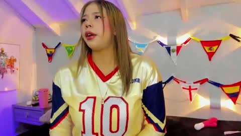 martina mIIler online show from June 27, 1:06 pm