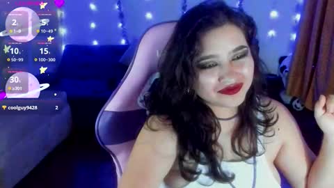 Snapshot of mary_a69 chatting on October 9, 11:20 pm alejandra gonzales online show from October 9, 11:20 pm